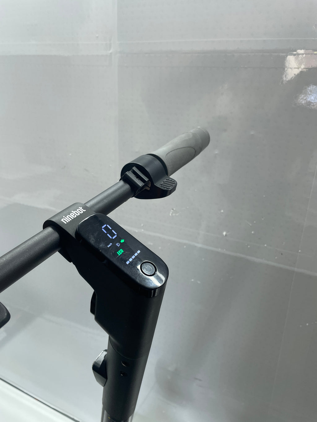 Segway ninebot KickScooter F65D