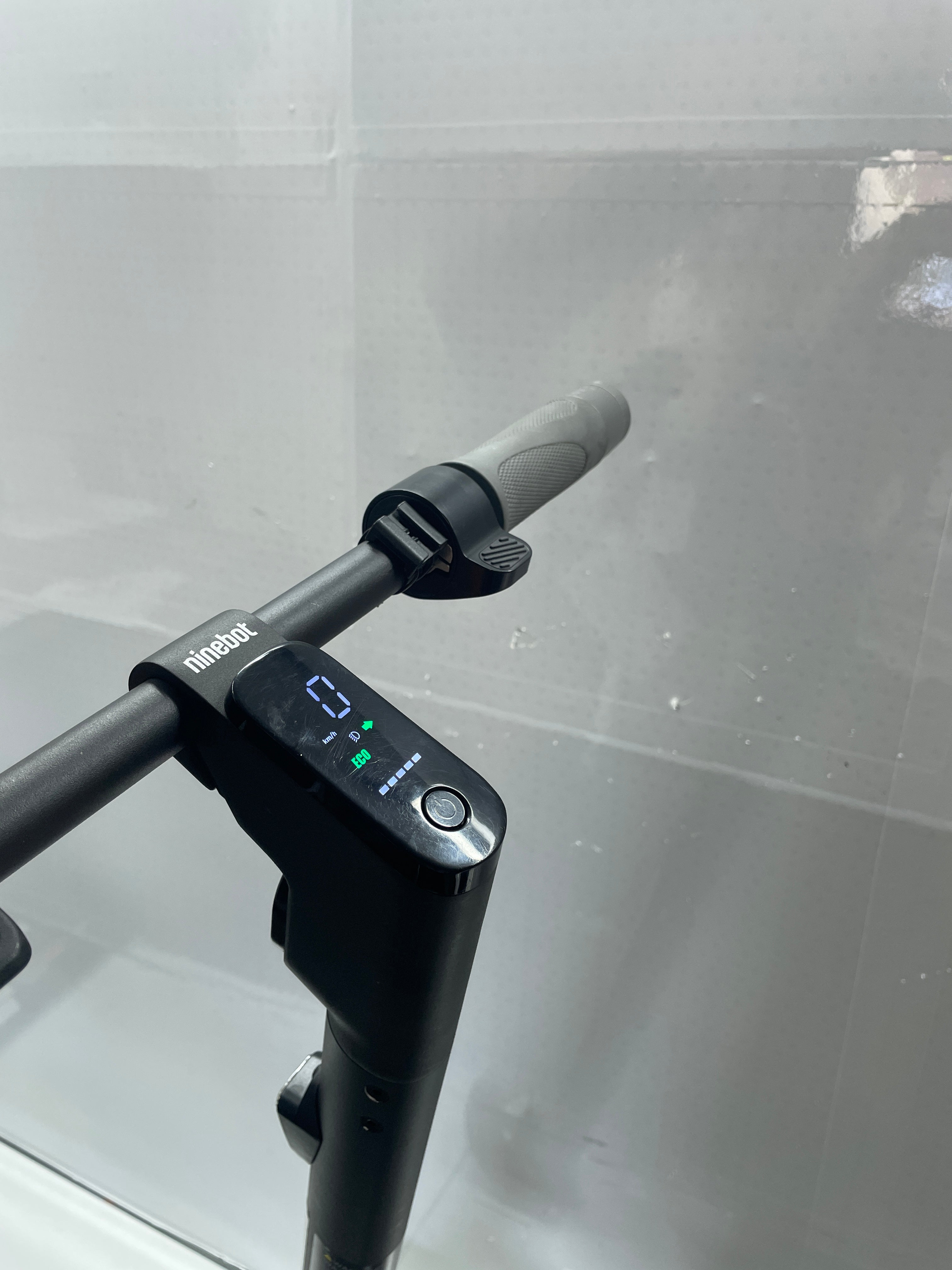 Segway ninebot KickScooter F65D