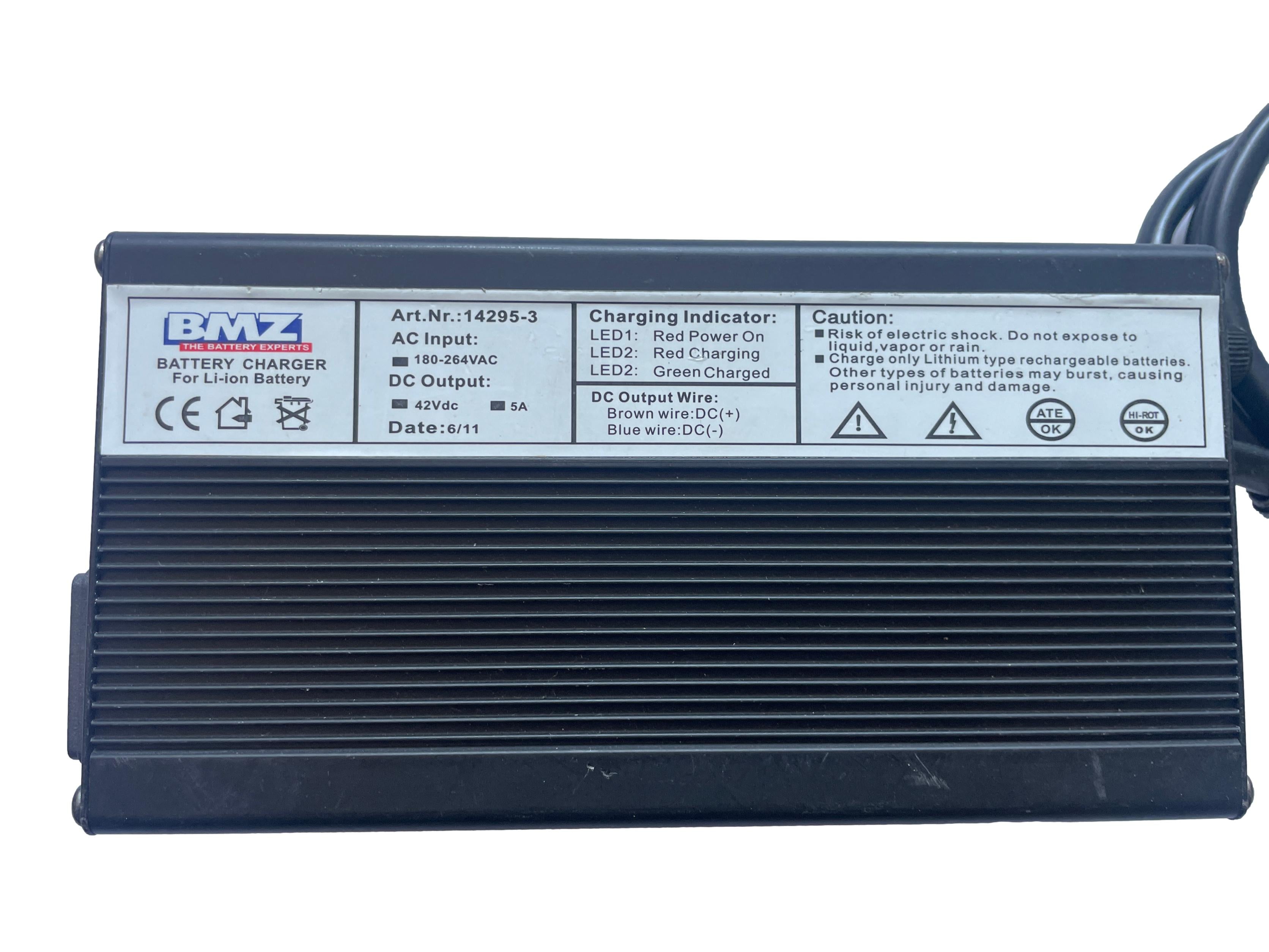 BMZ 14295-3 - Stecker: XLR 4-polig
